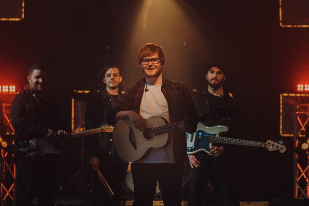 Ed Sheeran Tribute Band - Thinking out Loud 1